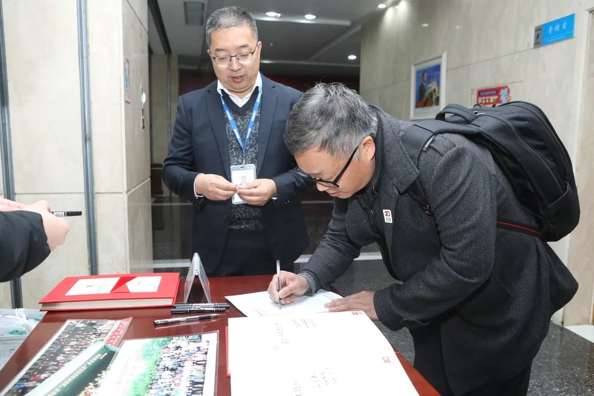 YY易游 - 热点体育内容展示与赛事直播资讯平台|YY官方入口